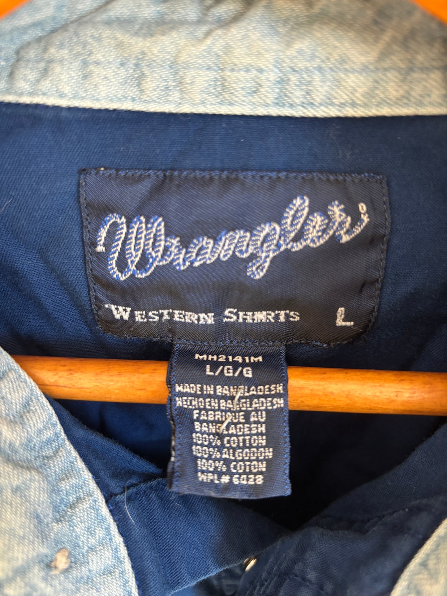 Wrangler Blue & Yellow Button Down / Large
