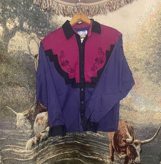 Wrangler Button Up / Medium