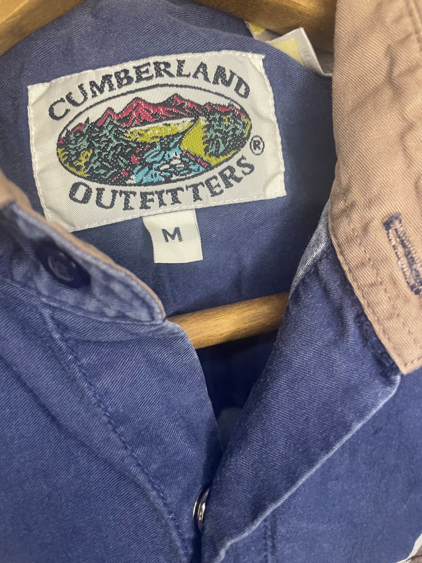 Cumberland Outfitters Pearl Snap / Youth Medium