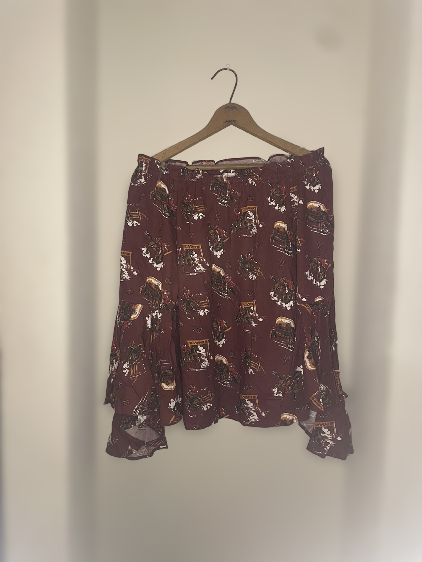 Panhandle off the shoulder Skelton cowboy top / size L