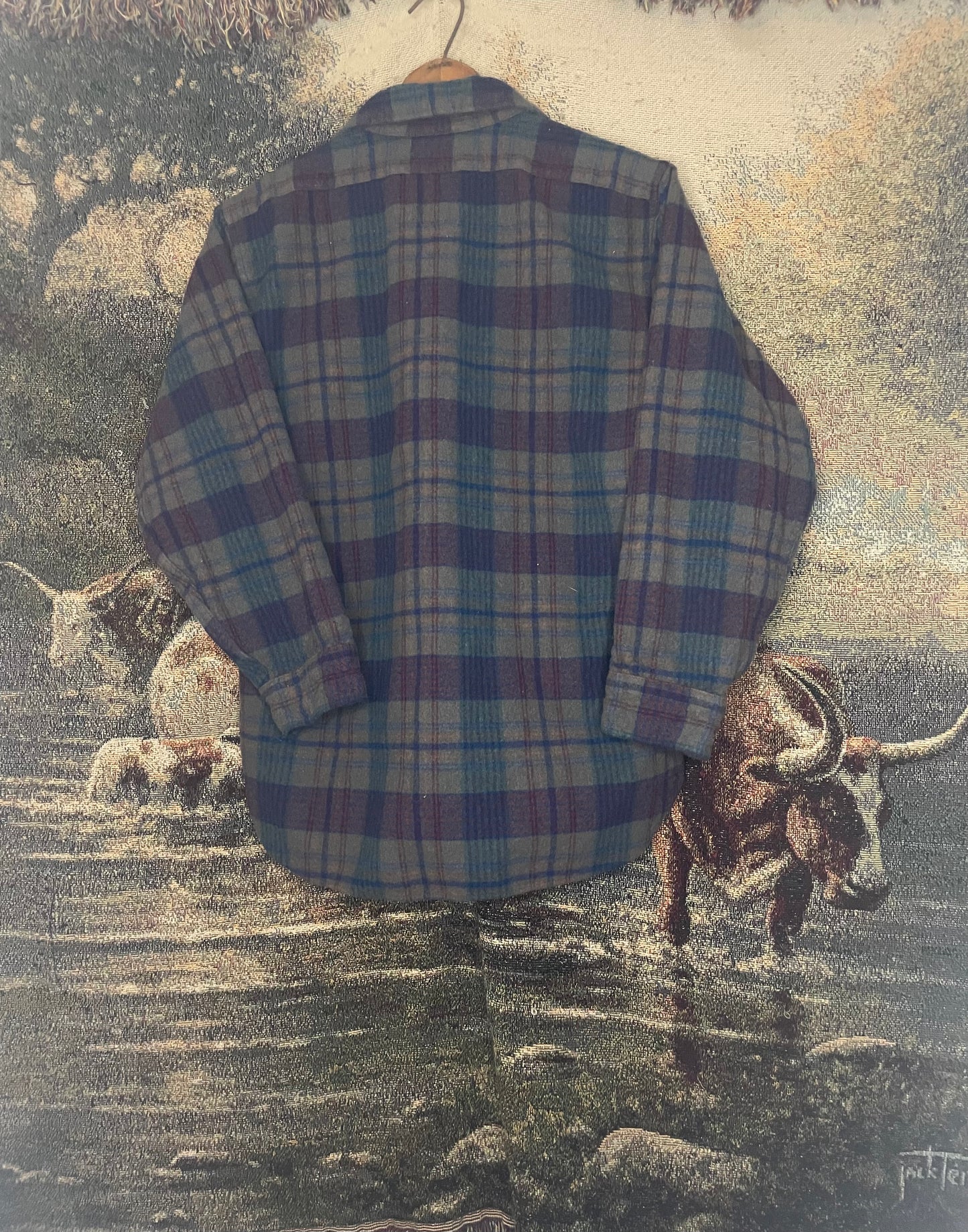 Pendleton Flannel / Large