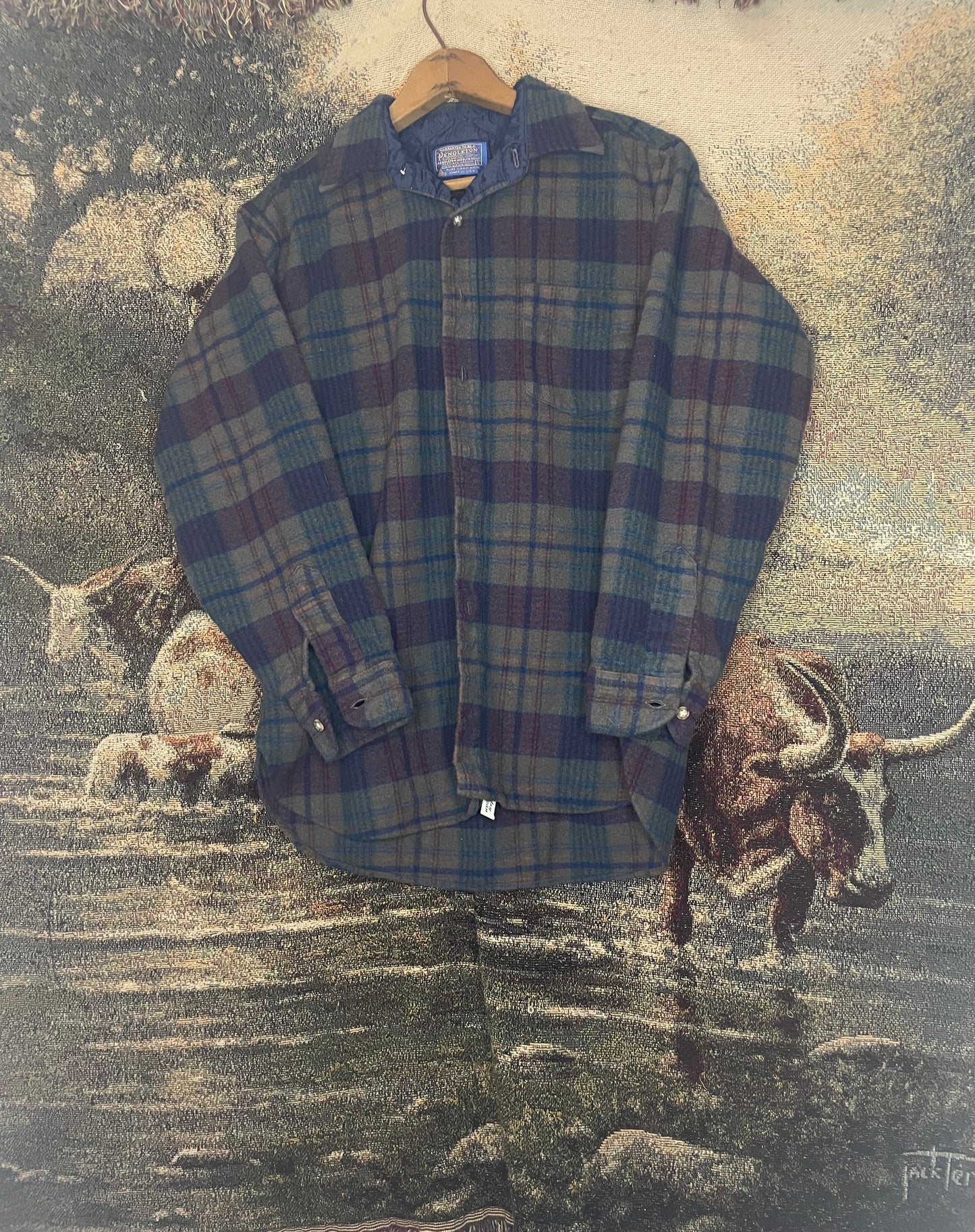 Pendleton Flannel / Large